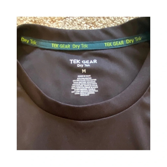 Men’s Medium Black Athletic Material Tank​ - Picture 3 of 3